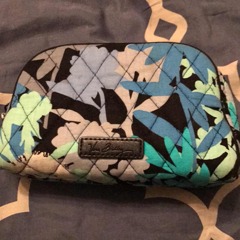 Vera Bradley zipper bag 6x4x2